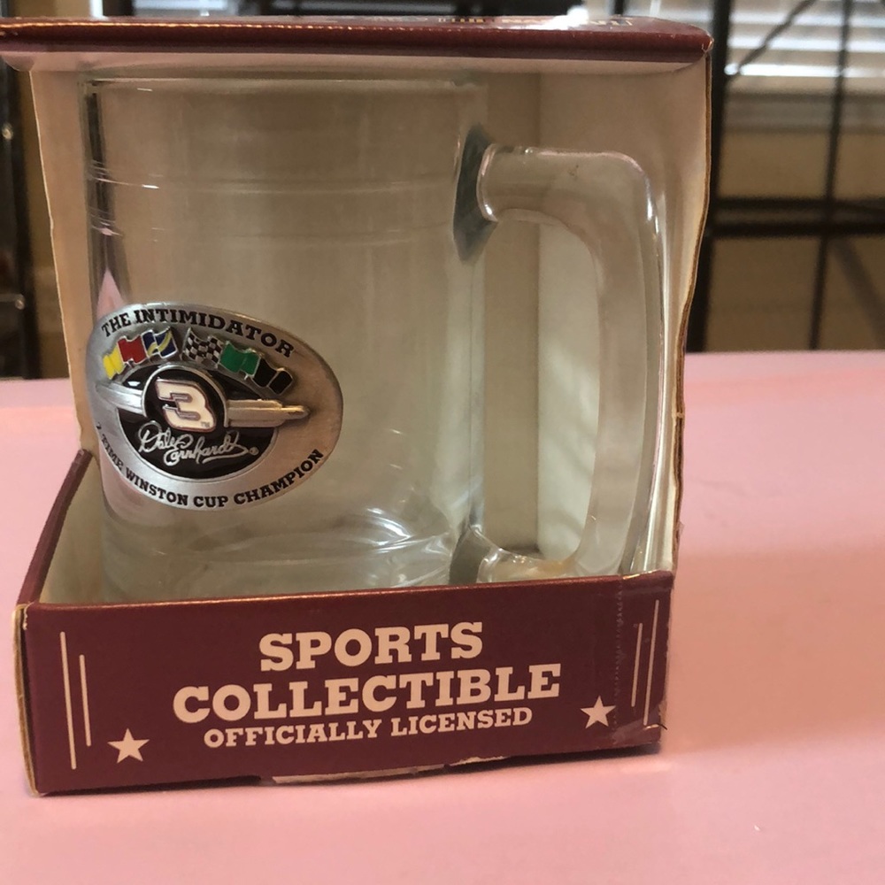 😊Great Gift for NASCAR lovers Dale Earnhardt number 3 sports collectible mug🏎️